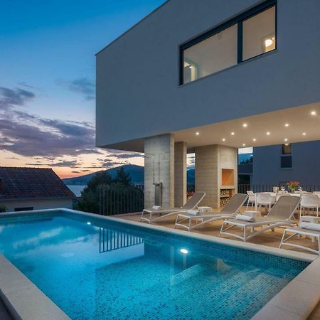 Villa Marulovo Hills トロギール エクステリア 写真